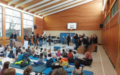 Grundschule Wollmatingen zu Besuch in der GS Haidelmoos: Philharmonie begeistert 234 Kinder